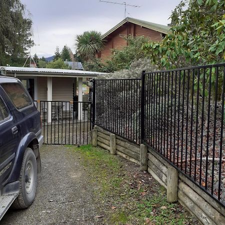 9 Alpine Avenue Βίλα Hanmer Springs Εξωτερικό φωτογραφία